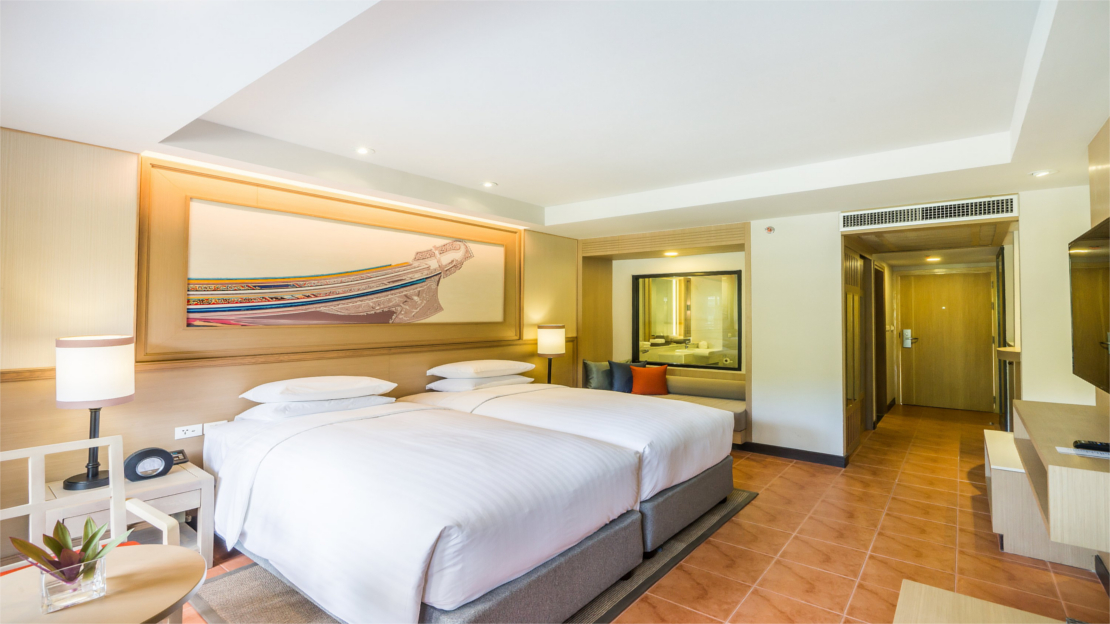 Superior Lagoon Pool View